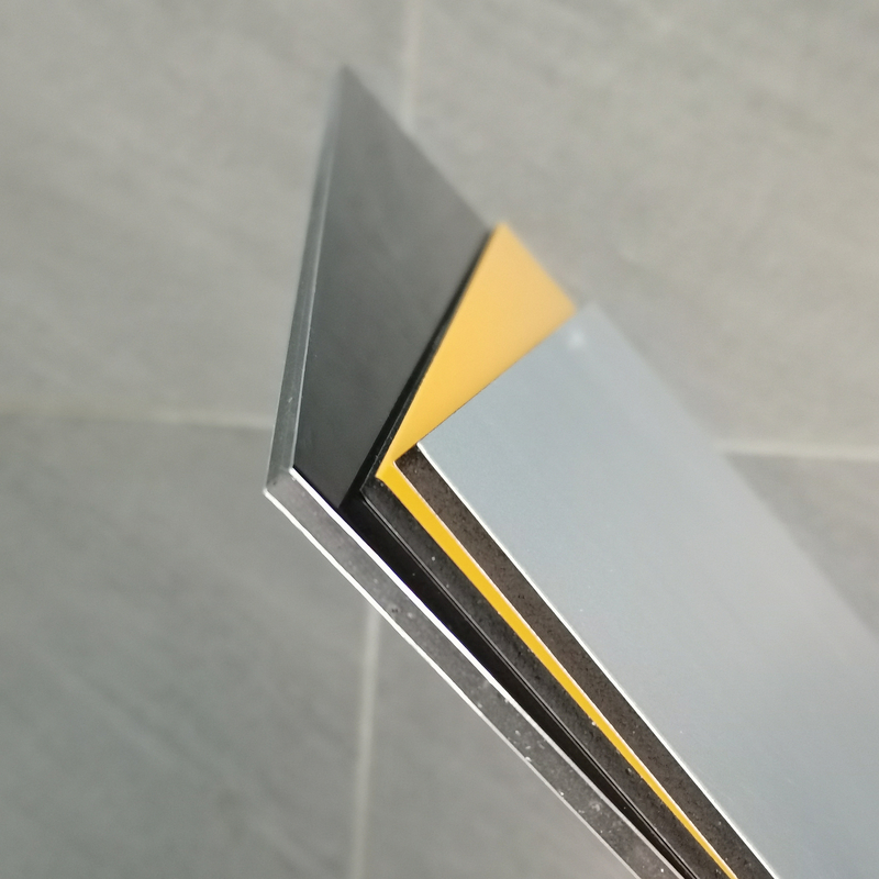 अमूर्त कोर और चमकदार सतह खत्म के साथ Alucobond PVDF एल्यूमीनियम कम्पोजिट पैनल